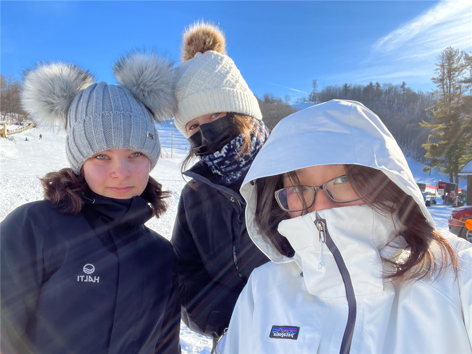 Paula S. '23 and friends snow tubing this winter